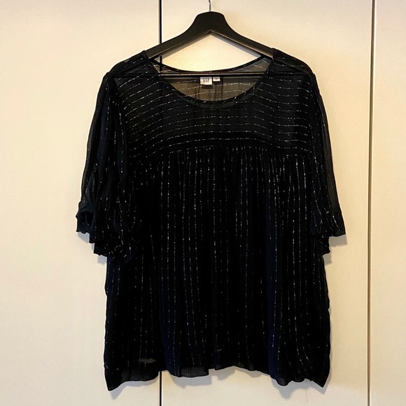 Flowy semi-sheer black blouse with silver thread - Picture 2 of 7